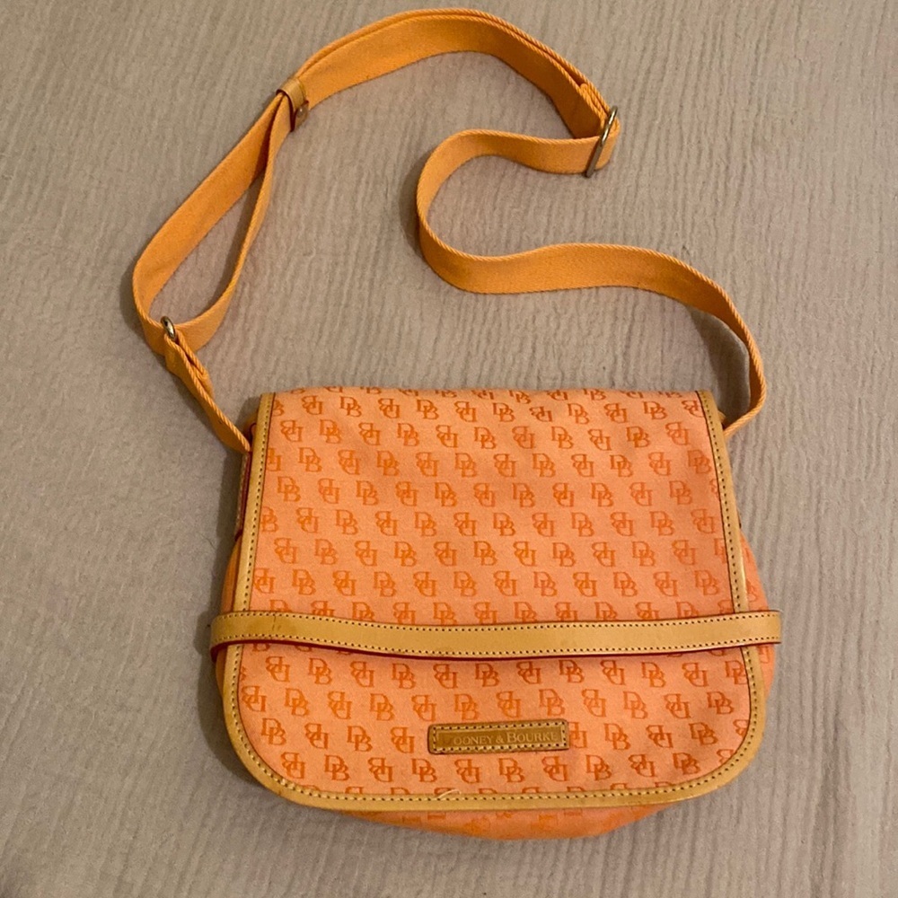 Dooney & Bourke Vintage A6413349  Orange Crossbody Bag